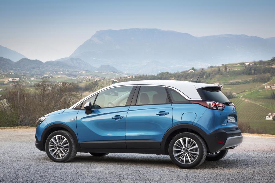  Opel Crossland X Turbo 2017 года  (фото 32 из 51)